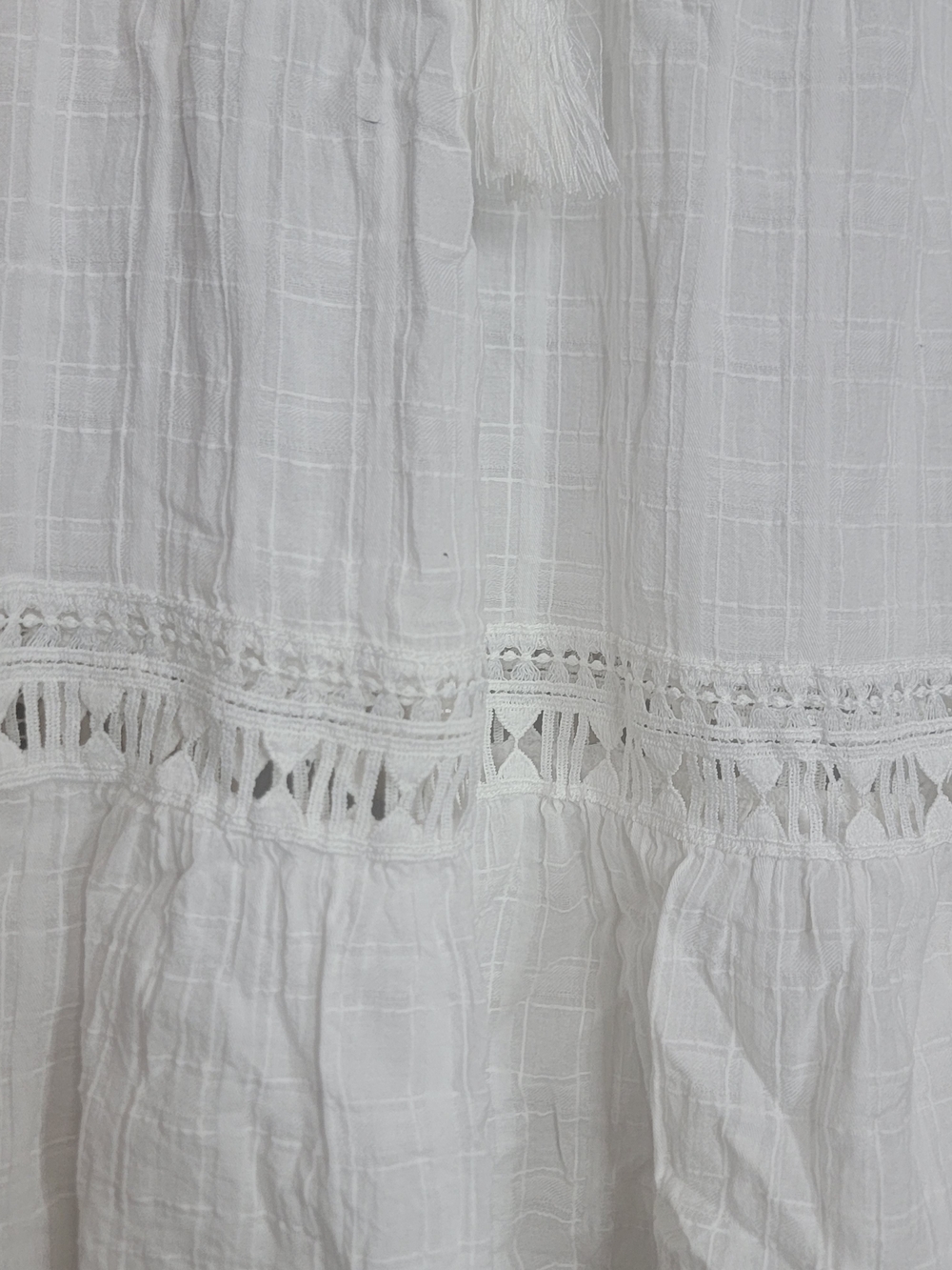 Knox Rose White Boho Embroidered Gauze Tunic Top Tassel Medium - Picture 7 of 9